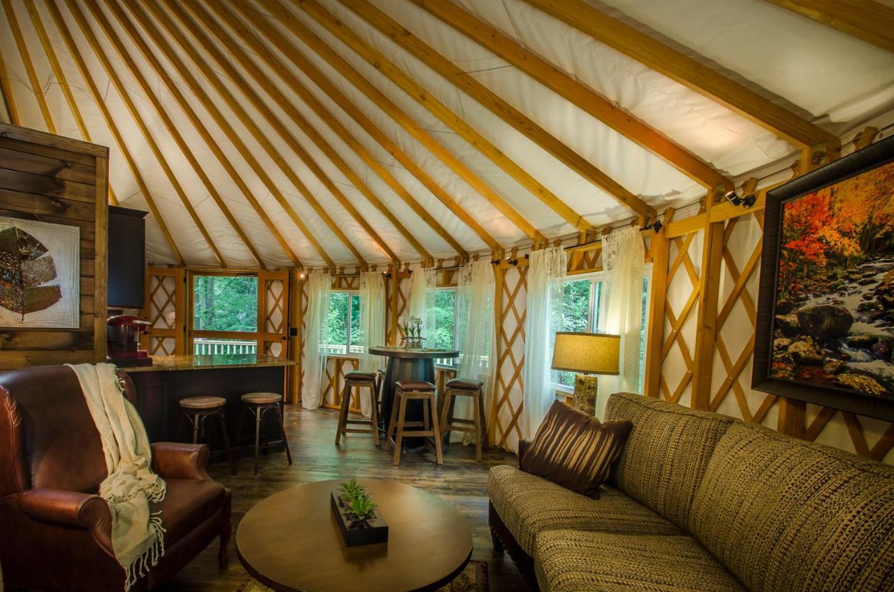 Вілла Spring Ridge Luxury Yurt - Creekside Glamping With Private Hot Tub Topton Екстер'єр фото